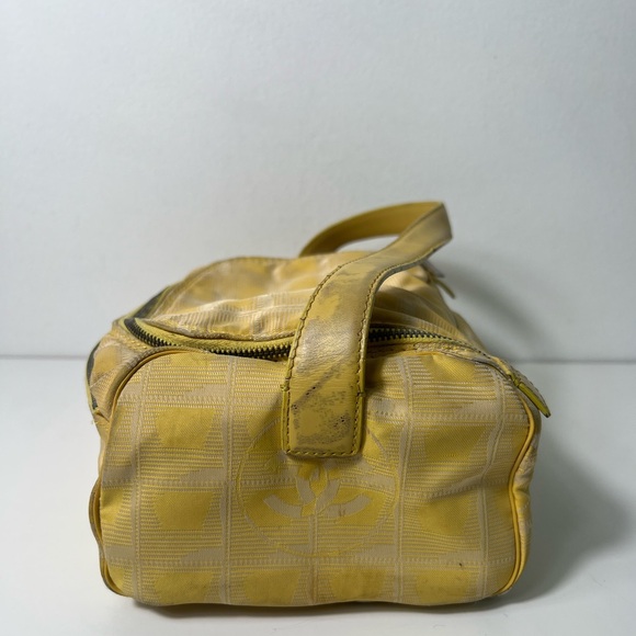 Chanel CC Travel Line Nylon Sport Makeup Vanity Toiletry Top Handle Purse Bag - Picture 8 of 15